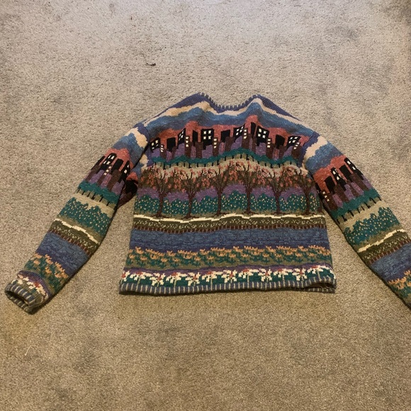 Multicoloured vintage women’s sweater with city landscape and nature design. - Picture 2 of 2